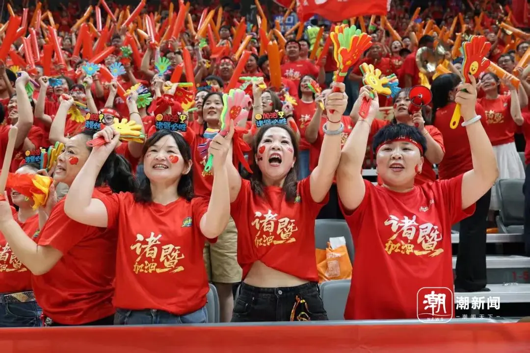 img, 球迷们的欢, 起彼伏 img, 球迷们的欢, 起彼伏