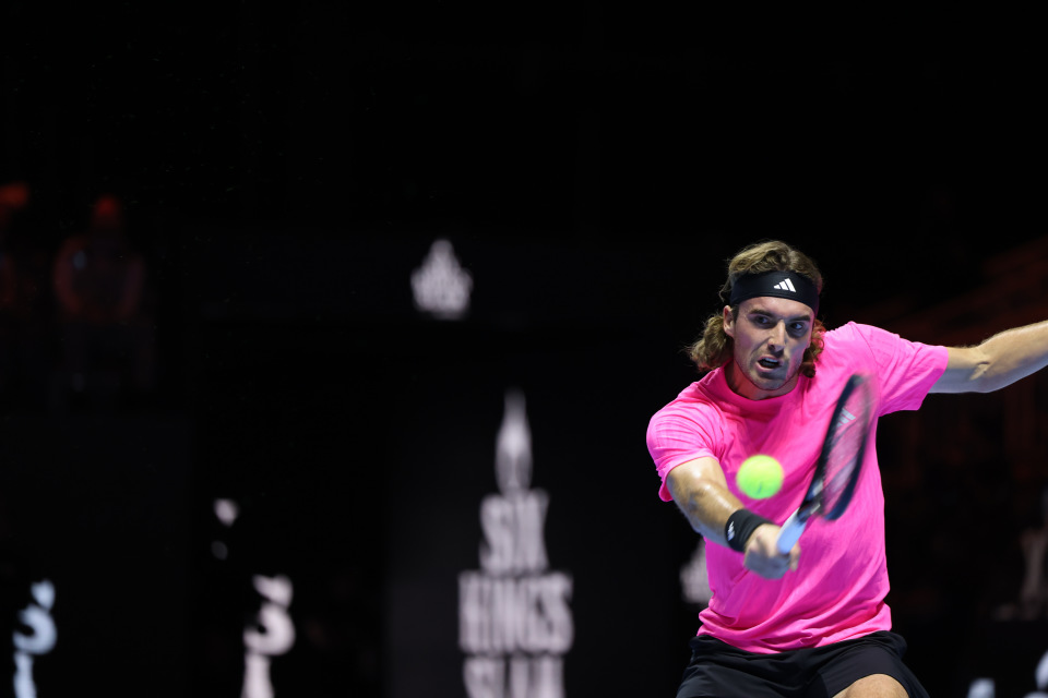 bt, 辛纳在比赛, 中回球