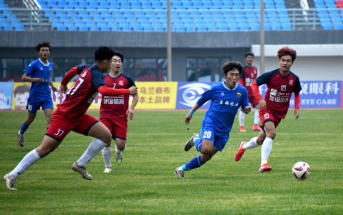 与青春同行 与青春同行