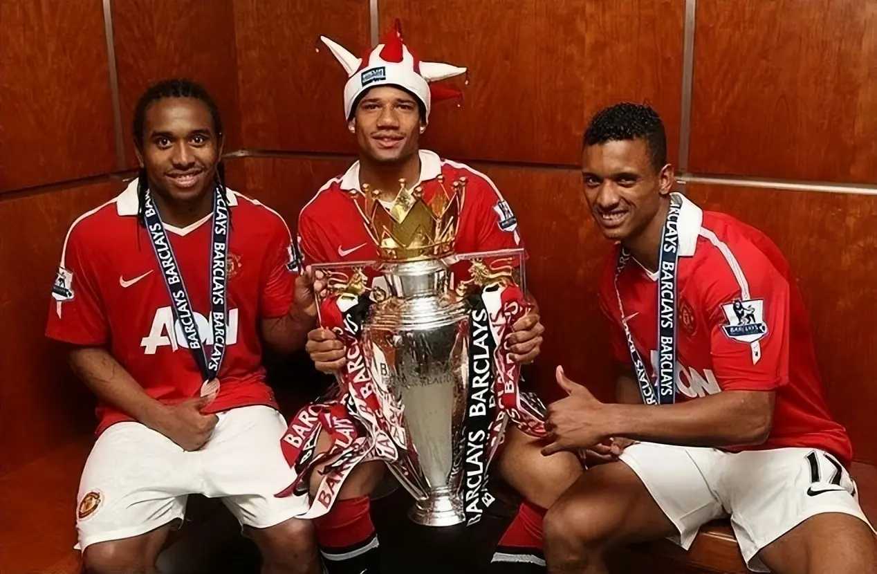 还爆料自己, 如今案件进, 饭他管